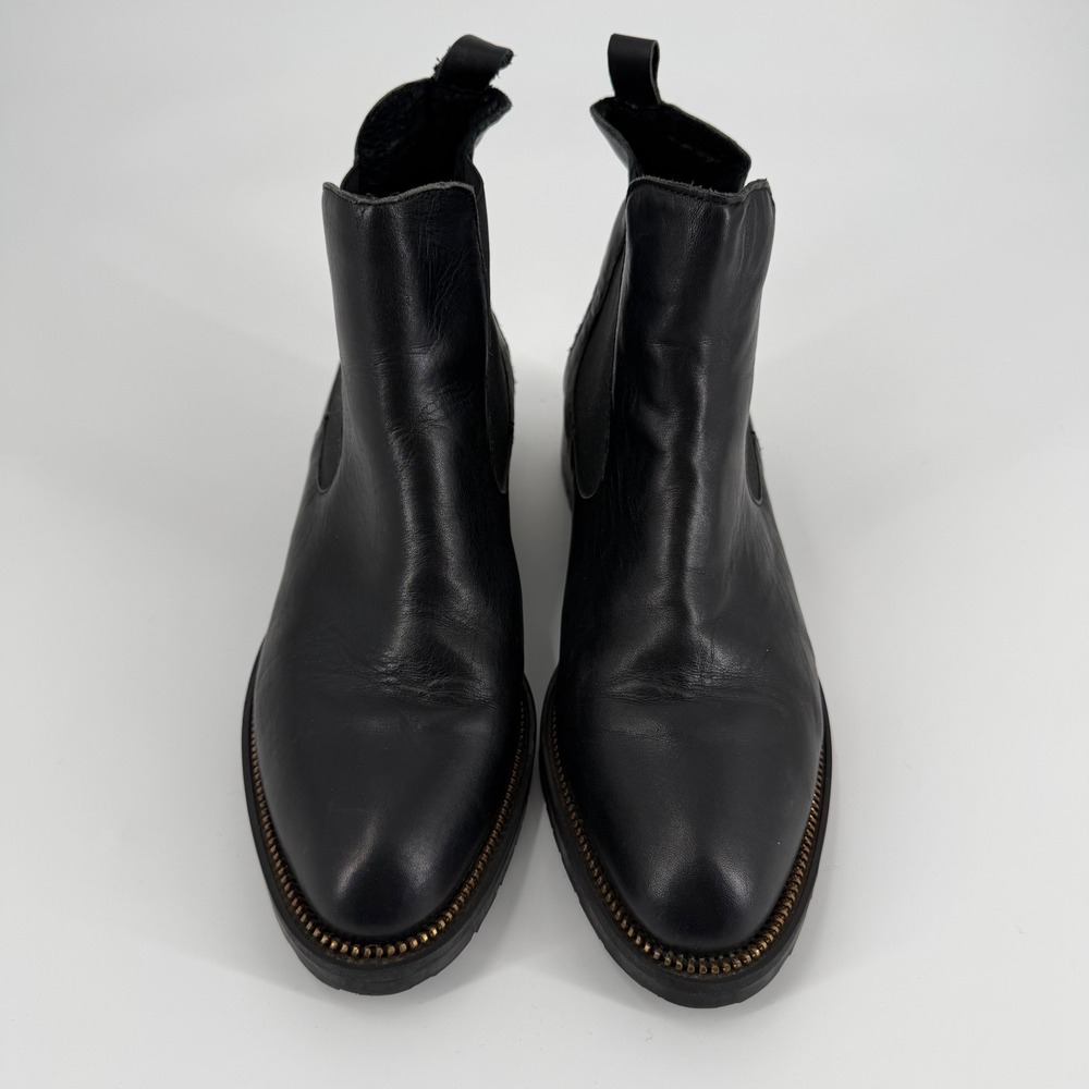 Fabanelli Womens Chelsea Boots SZ 10.5 Black Leather Made Italy Modern Academia